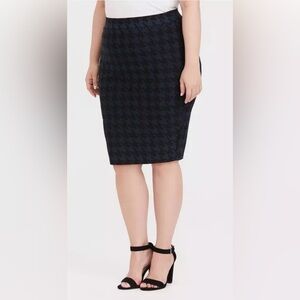 Torrid Teal and Black Pencil Skirt